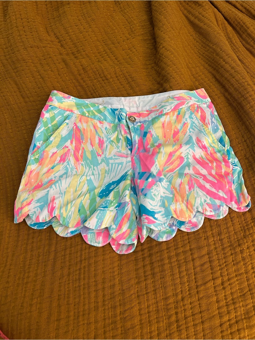 Lilly Pulitzer Scalloped Hem Multicolor Printed Women’s Shorts Size 2